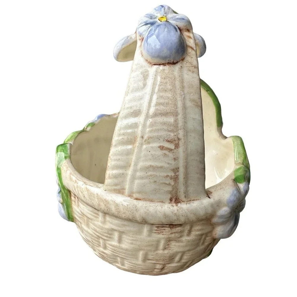 Vintage Artisan Easter Spring Basket 5.5 Inch Ceramic‎ Blue Flowers Green Leaves